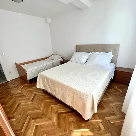 Apartment Anamarie Omis