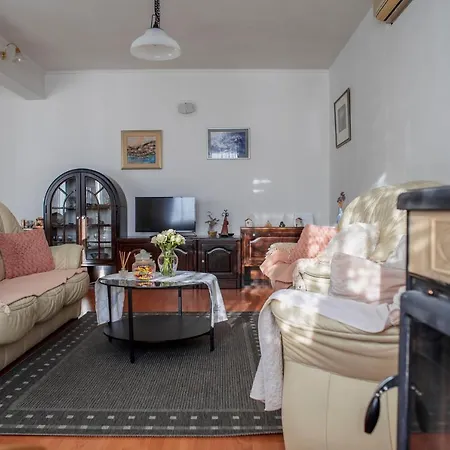 Apartman Anamarie *